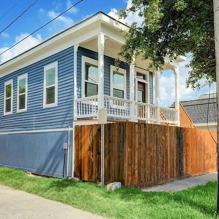 Renovated Beach Bungalow! Galveston Zewnętrze zdjęcie