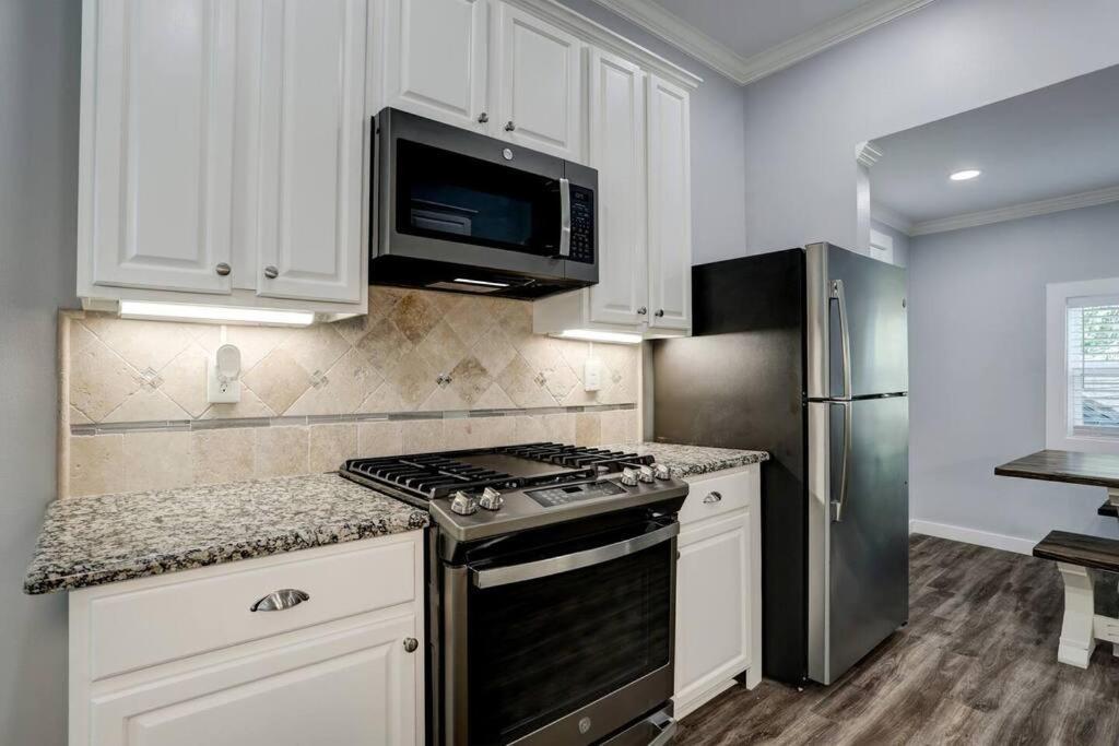 Renovated Beach Bungalow! Galveston Zewnętrze zdjęcie